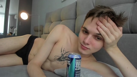 horny_jerk_roy_prick2001  04-01-2022